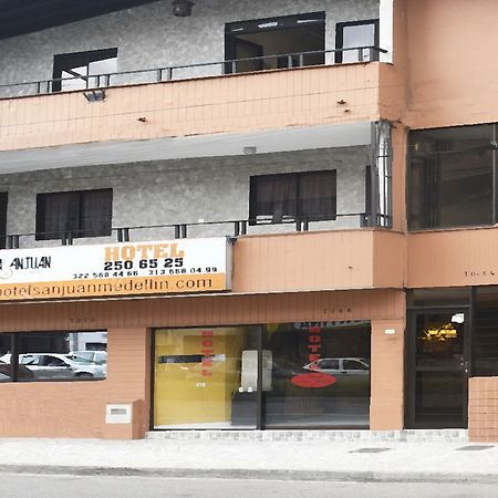 Ayenda Villas De San Juan Medellin Bagian luar foto