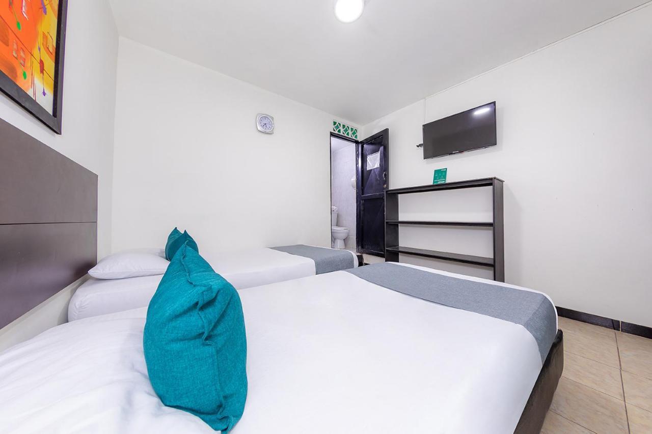 Ayenda Villas De San Juan Medellin Bagian luar foto