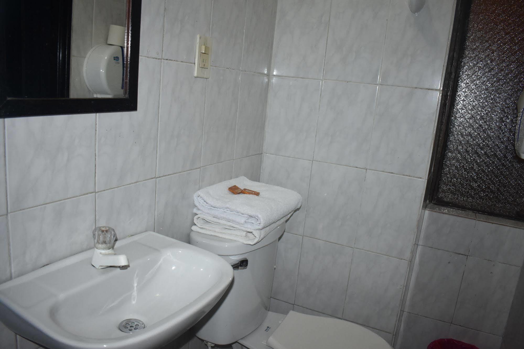 Ayenda Villas De San Juan Medellin Bagian luar foto