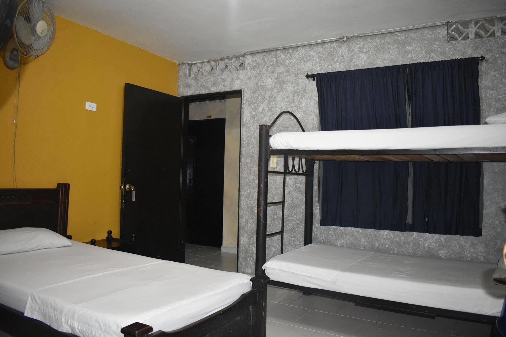 Ayenda Villas De San Juan Medellin Bagian luar foto